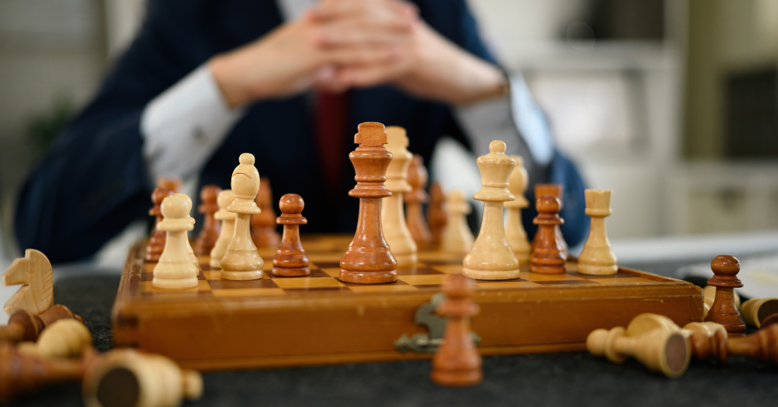 Using Games to Strengthen Strategic Thinking in Teams